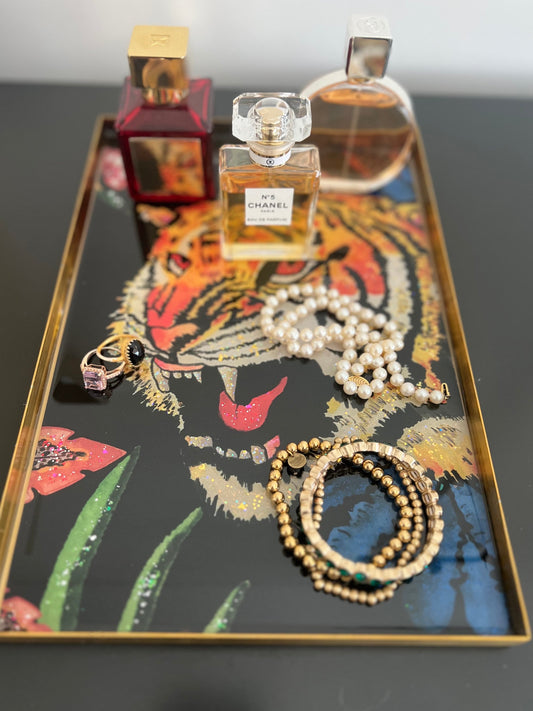 Ready to ship! Gucci Tiger wallpaper catchall jewelry perfume tray